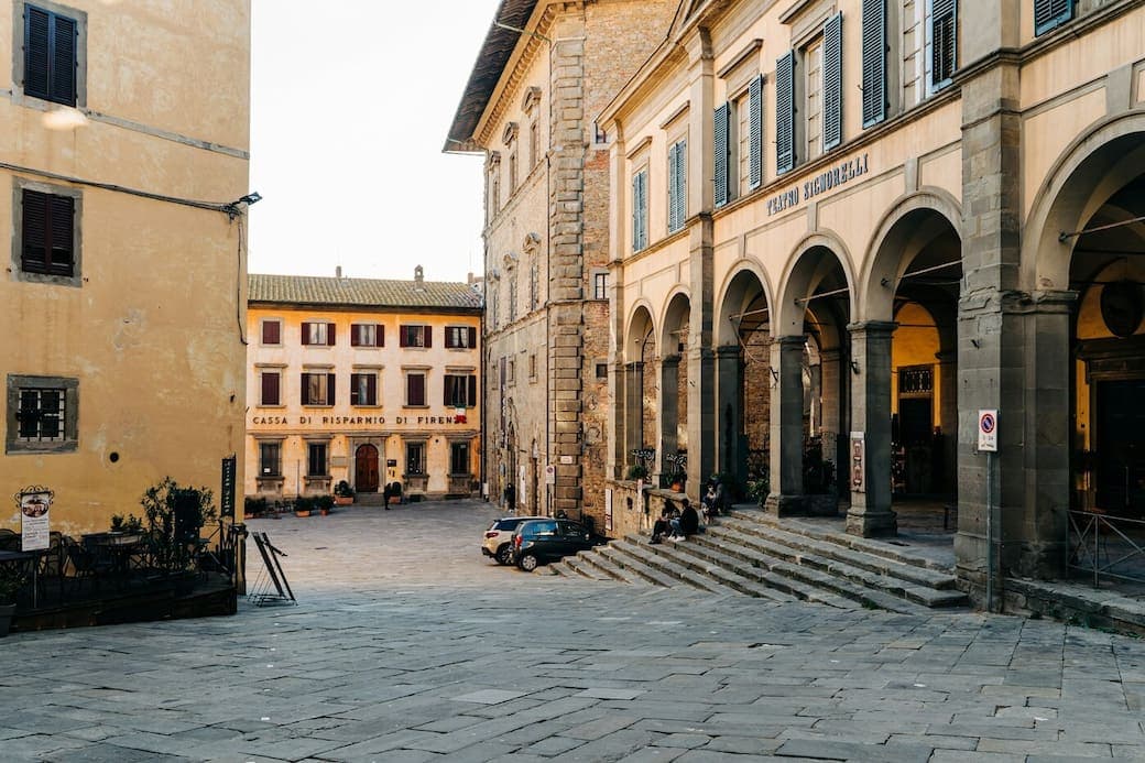 Cortona On The Move 2026: oltre 30 esposizioni diffuse nel centro