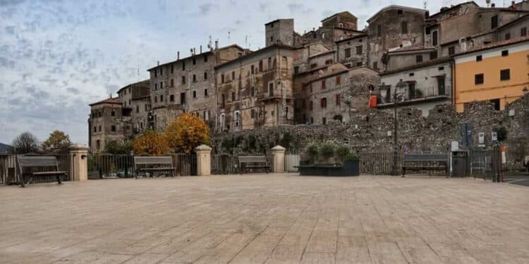 Gita di un giorno nel Lazio in primavera: Bassiano, Sermoneta e il