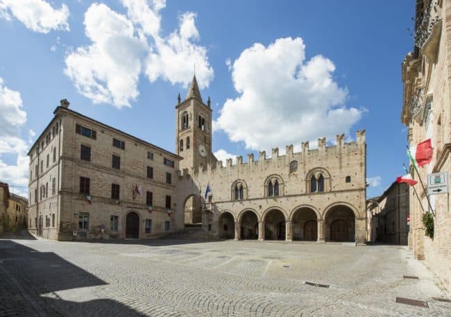 Montecassiano avvia il restyling di Piazza Unità d'Italia: cantieri dal